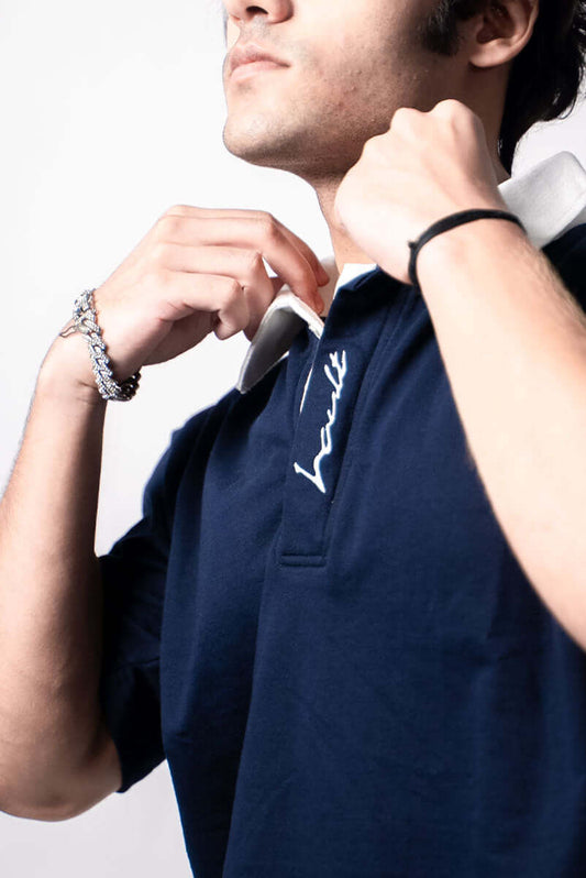 Hault dark navy t-shirt with white embroidery